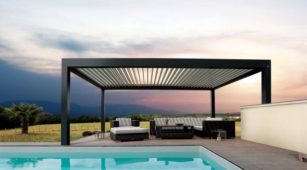 Sécurité, motorisation et domotique : les nouvelles générations de pergolas bioclimatiques